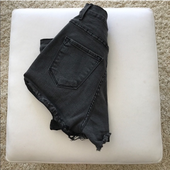 Distressed Shorts - Picture 3 of 4